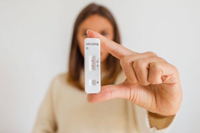 Covid y medicina estética: cómo afrontar las reacciones adversas en tratamientos con ácido hialurónico